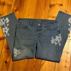 Denim Crush Floral Cropped Flare Stretch Jean Pants  Size 8